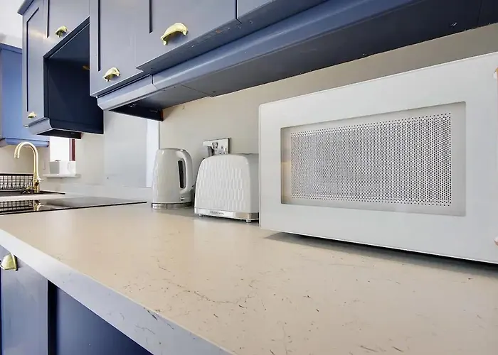 Windham Mews - Stunning Flat In Seaside Town